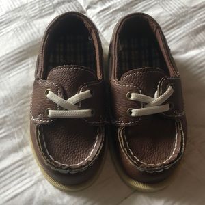 Carters boy toddler size 7 boat shoes